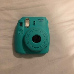 Polaroid camera instax mini 8